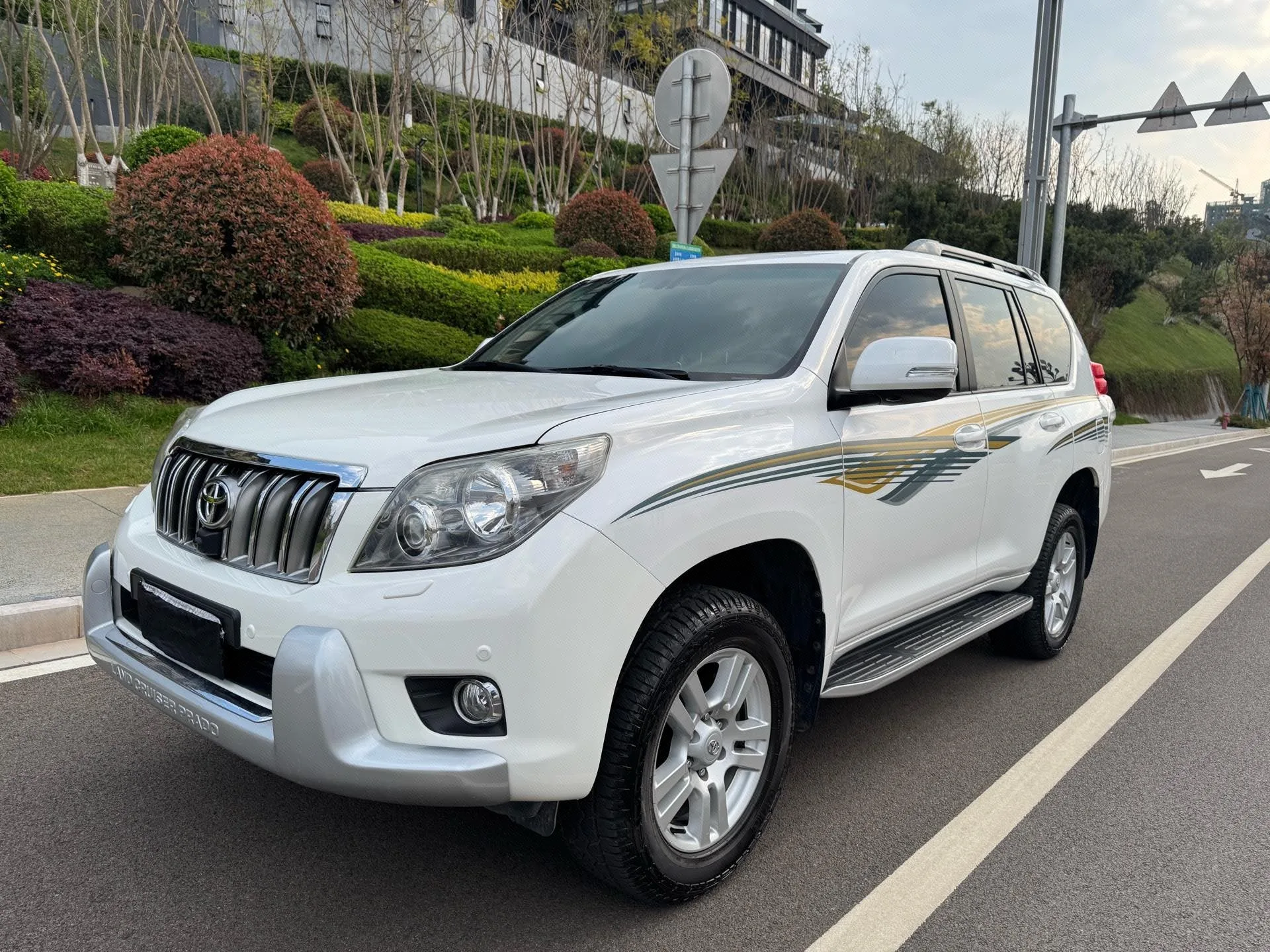 2010 Prado 4.0L Automatic VX NAVI