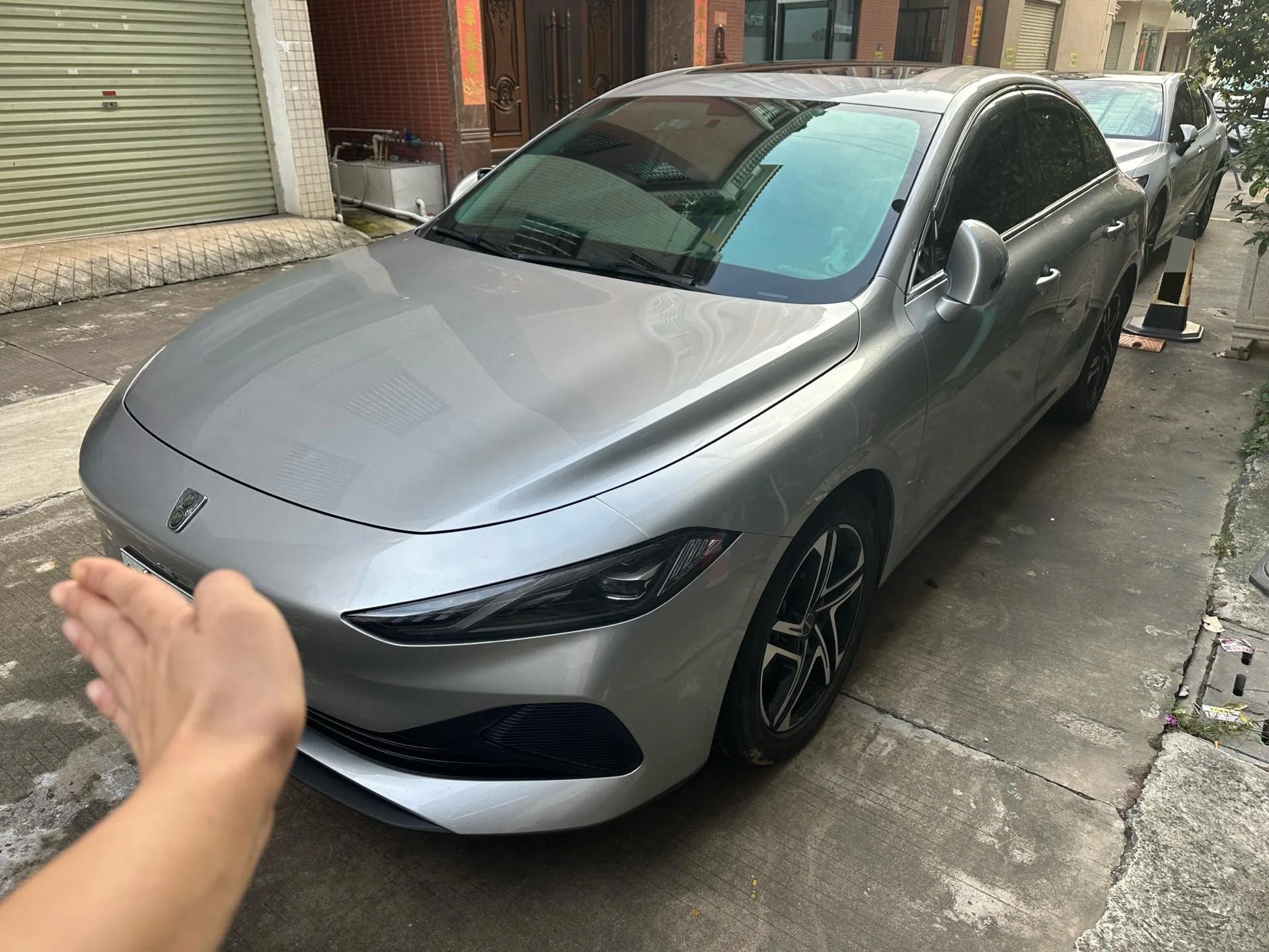 Roewe D7 2023 Model Year DMH 125km Transcend Edition