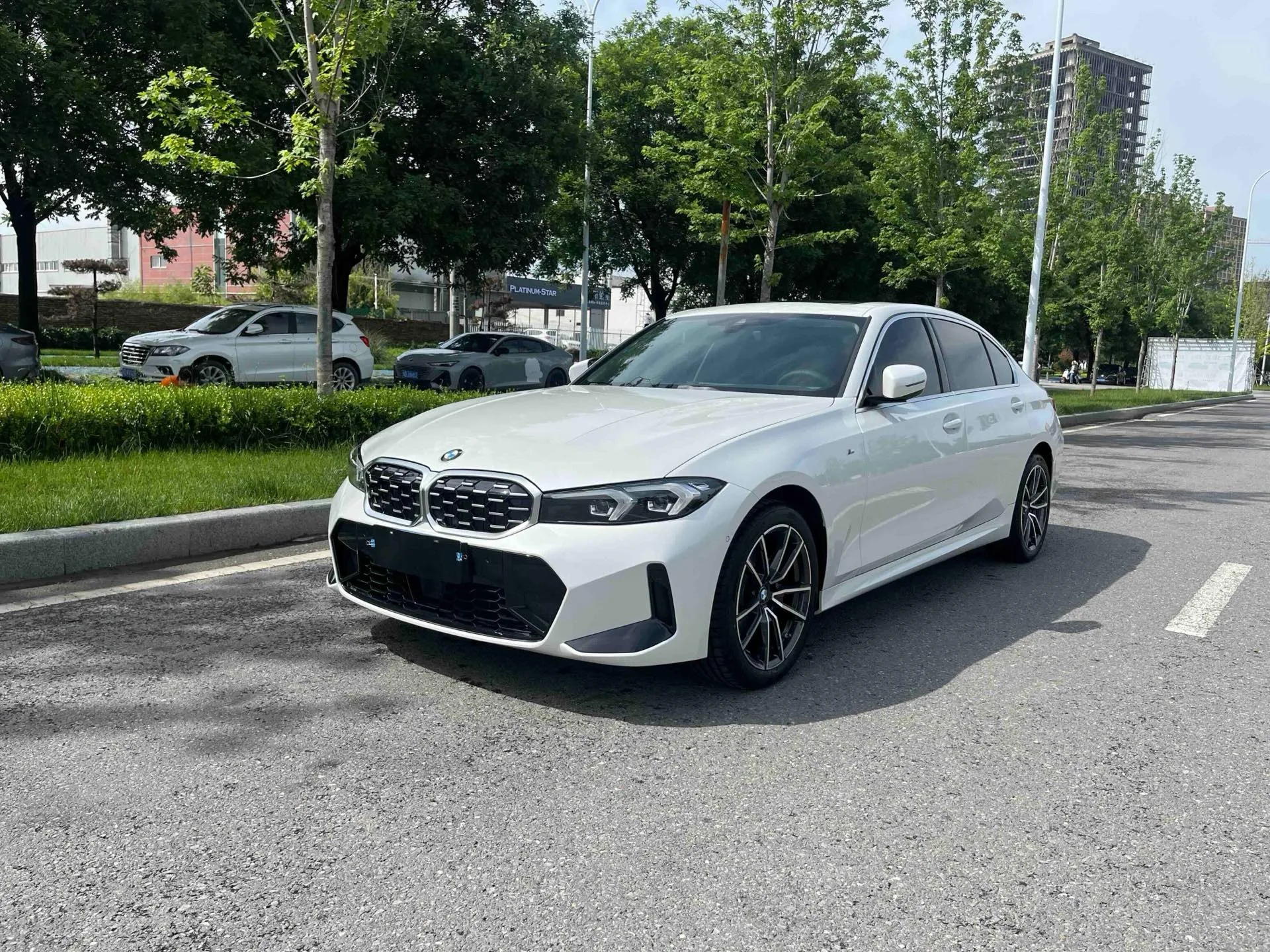 2025 BMW 3 Series 325Li 2.0T M Sport Package Automatic