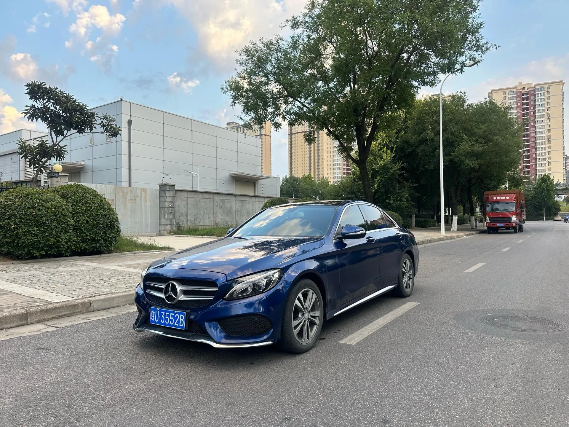 2016 Mercedes-Benz C-Class C 200 L Sport