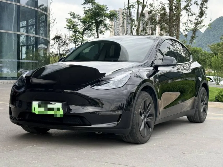 Model Y 2023 Long Range All-Wheel Drive