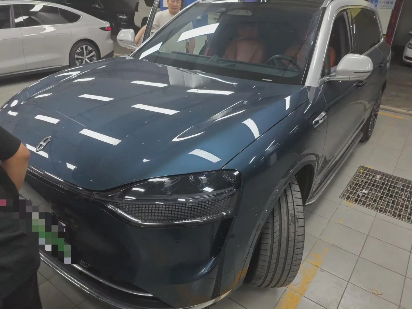 Wenjie M9 2024 Ultra Range Extended Edition 42kWh