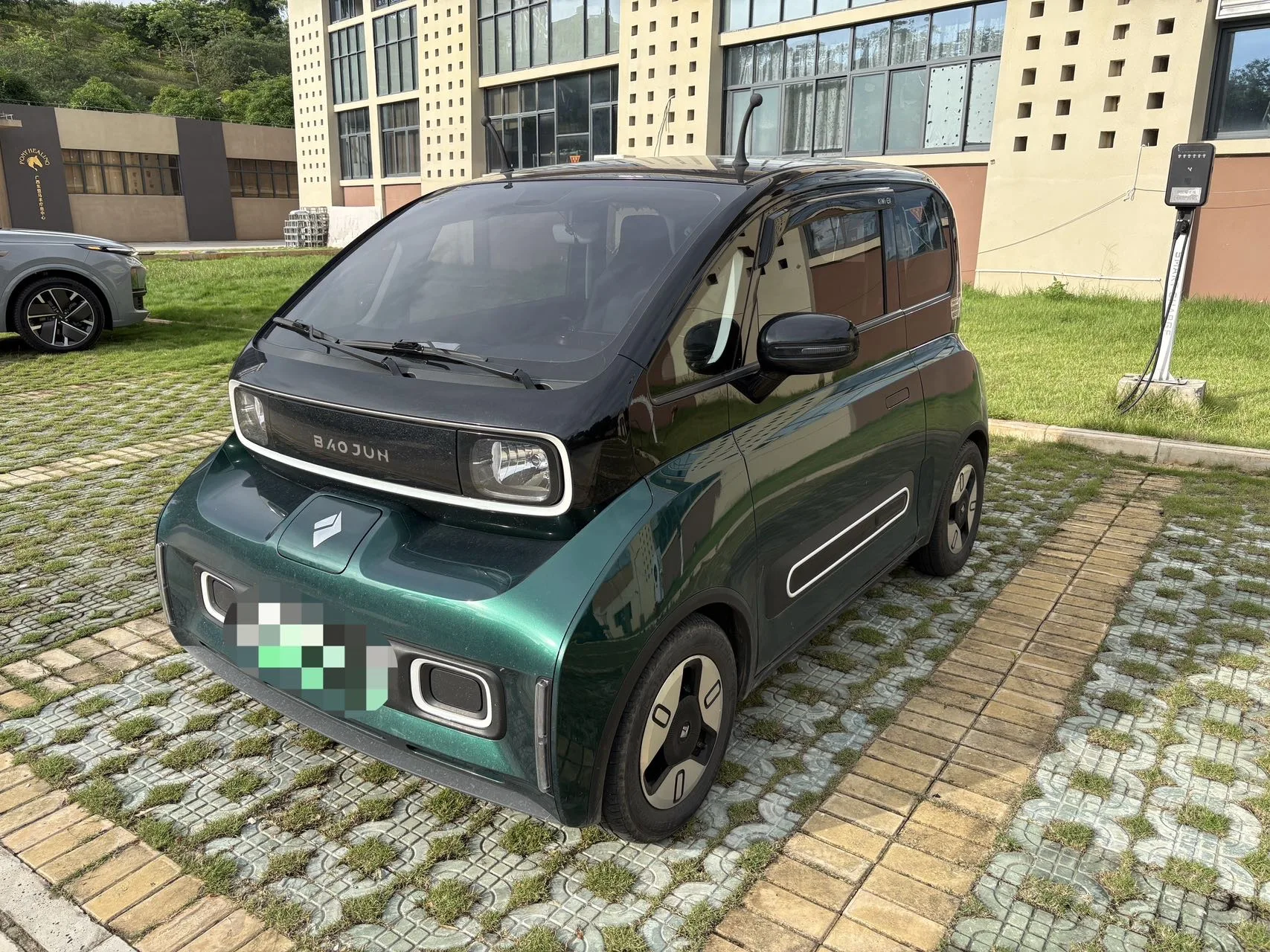 2021 Baojun KiWi EV Designer Ternary Lithium