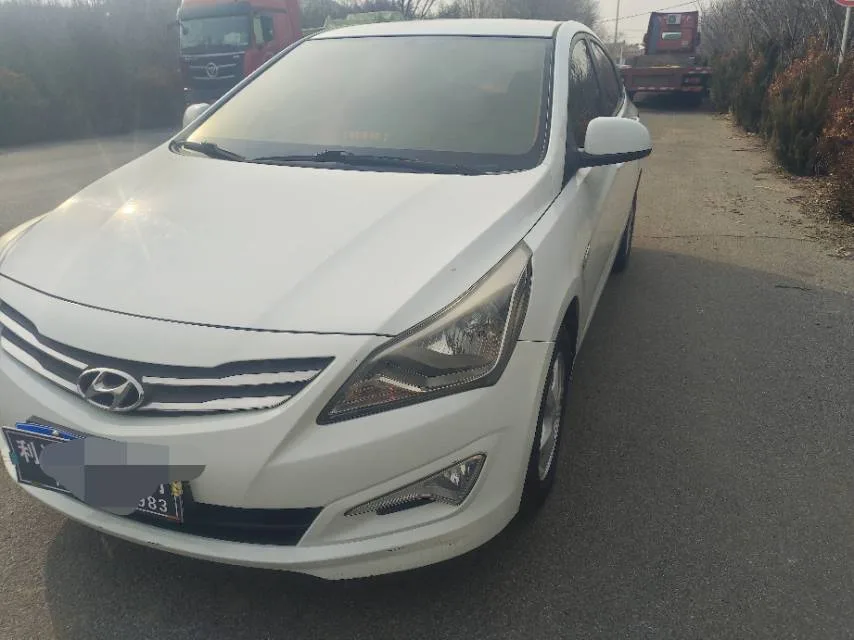 2017 Hyundai Reina 1.4 GLS Colorful Network Edition (Manual Transmission)