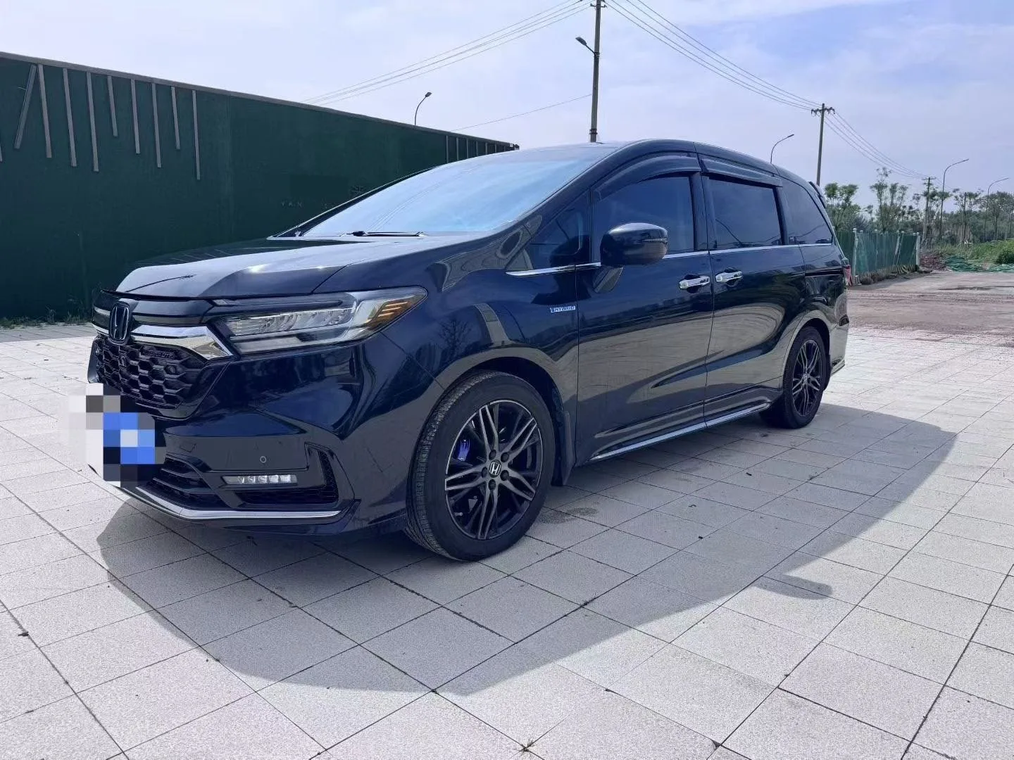2022 Одиссея 2,0 l e:HEV Острый & Сияющий Версия
