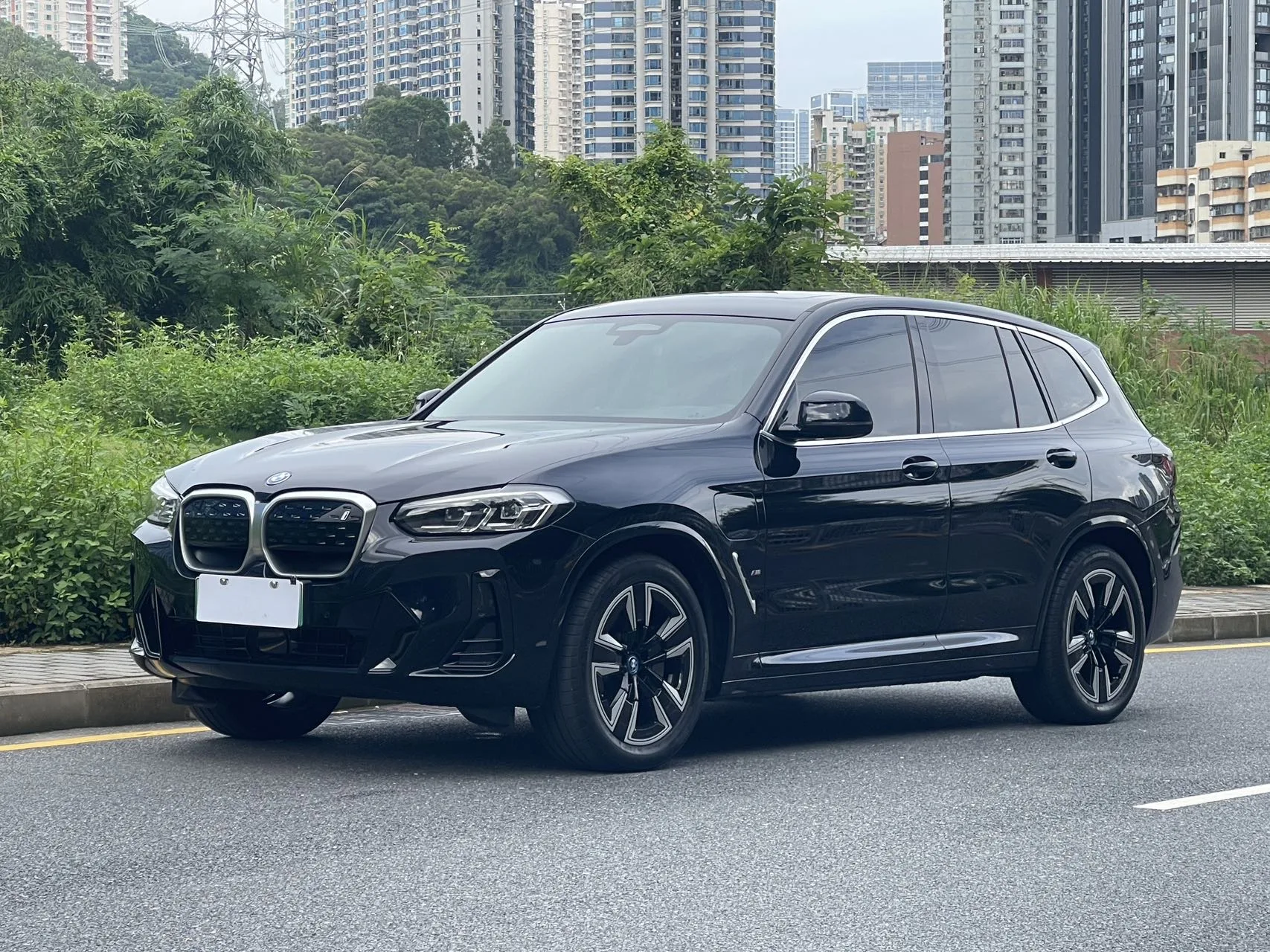 BMW iX3 (Imported) 2024 iX3 Leading Edition Automatic