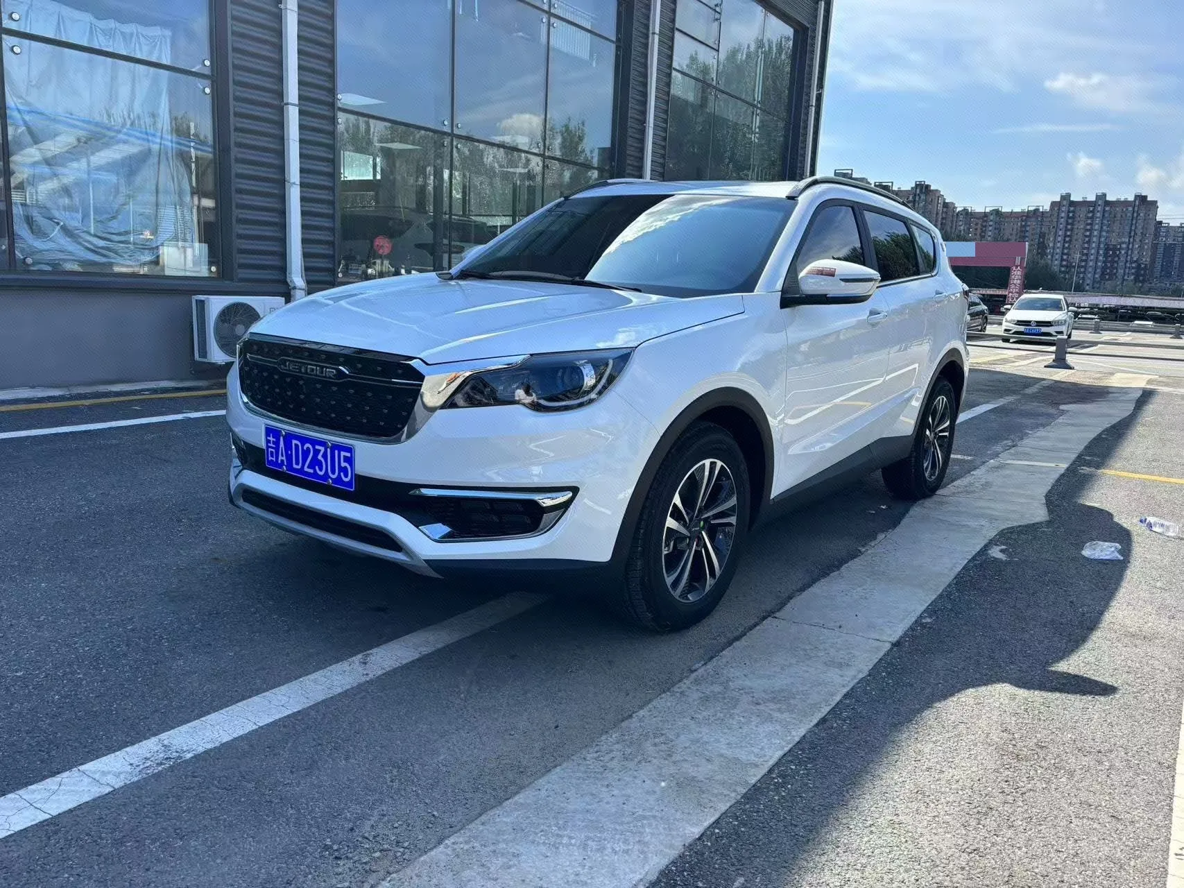 Jietu 2025 X70 1.5T Premium Edition 5-Seater Automatic