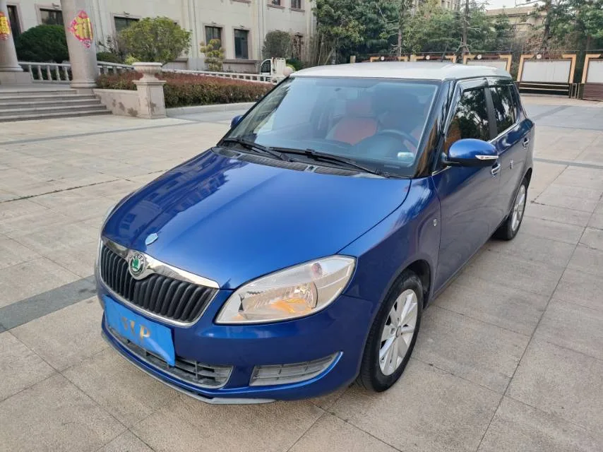 Fabia 2012 1.4L Automatic Crystal Edition