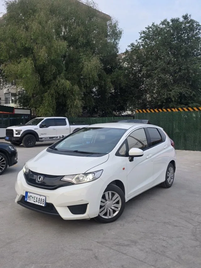 2018 Honda Fit 1.5 Comfort Edition, Manual Transmission