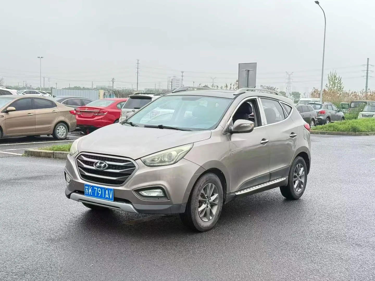 Пекин Хён ix35 2013 2,0 l Автоматический 4WD Комфорт Удачи! (Национальный) В Выбросы «Стандарт»)