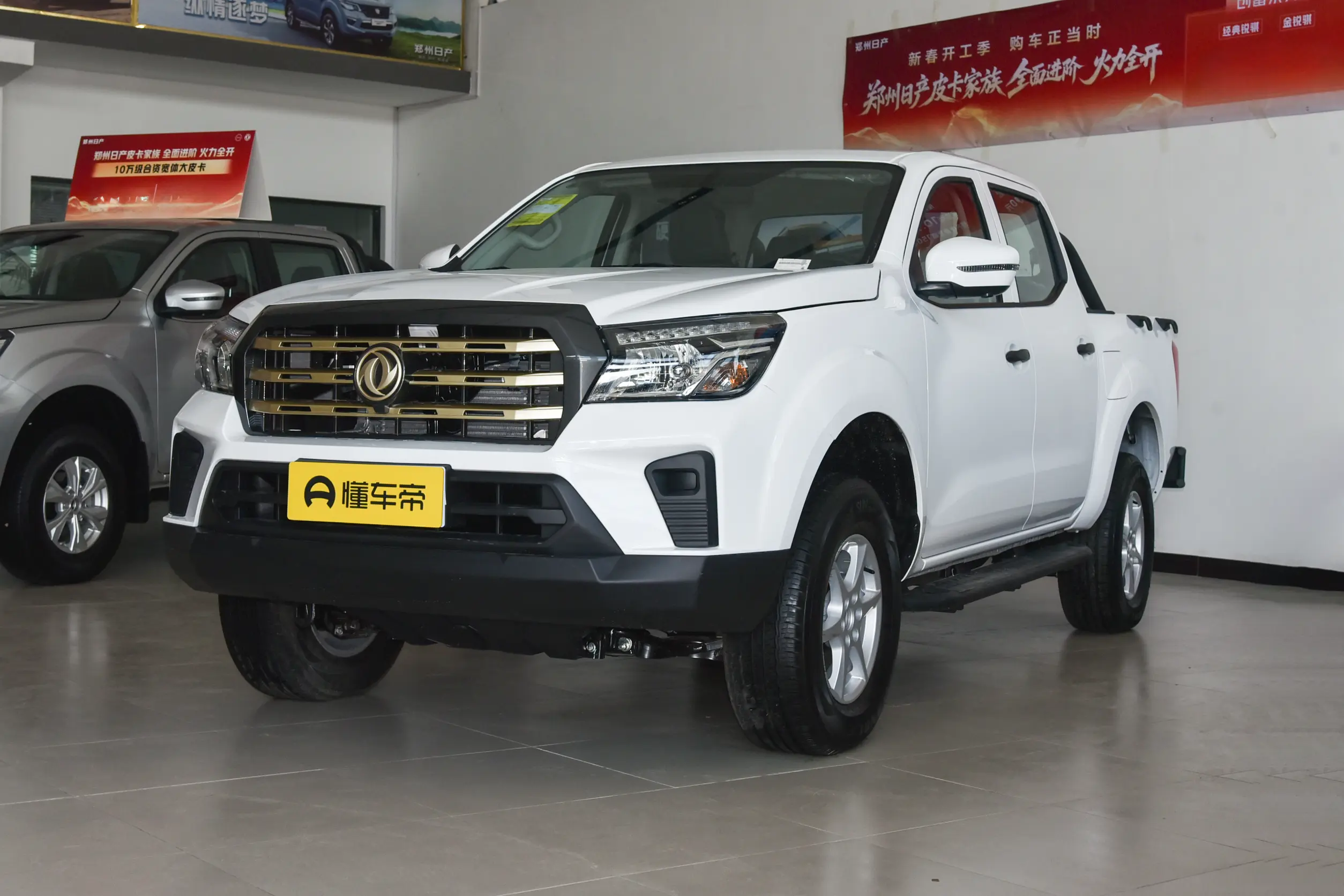 Zhengzhou Nissan Rich Pickup Automatic Diesel 4WD — Authorized new car for export from China (listing thumbnail)