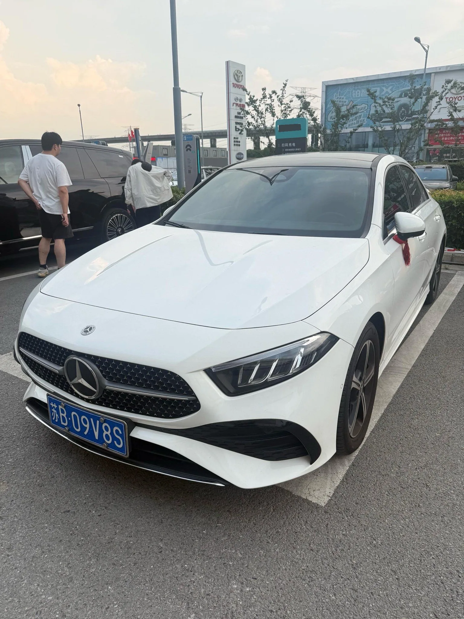 Mercedes-Benz A-Class 2023 A 200 L 1.3T Fashion Automatic