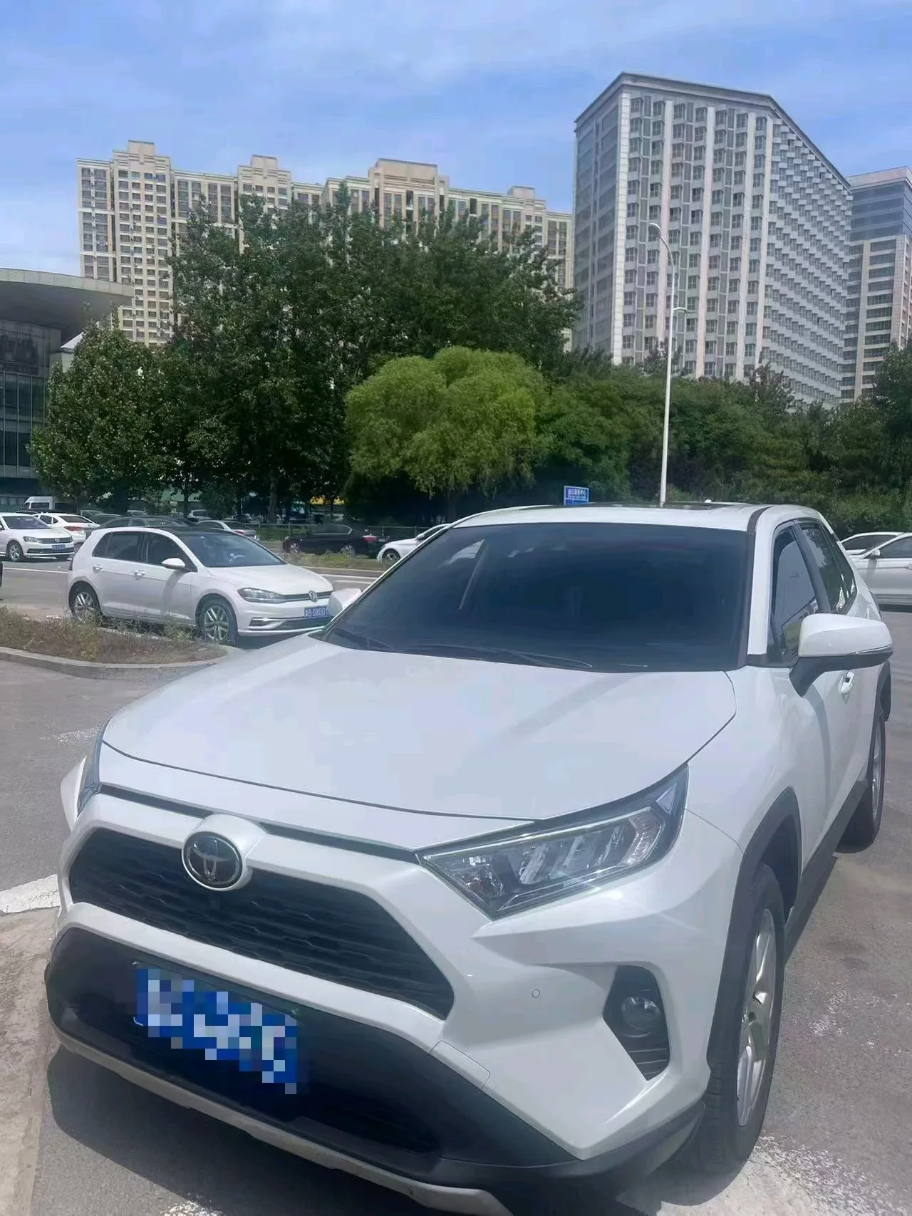 Toyota 2023 RAV4 2.0 CVT 2WD Fashion Plus Edition Automatic