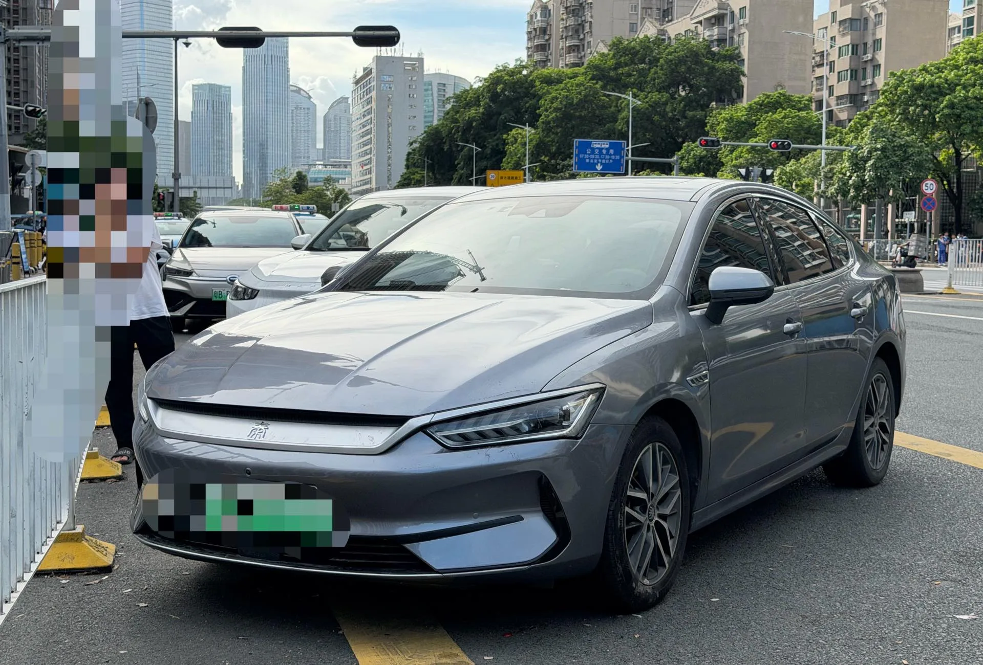 Qin PLUS 2021 EV 500KM Premium Edition