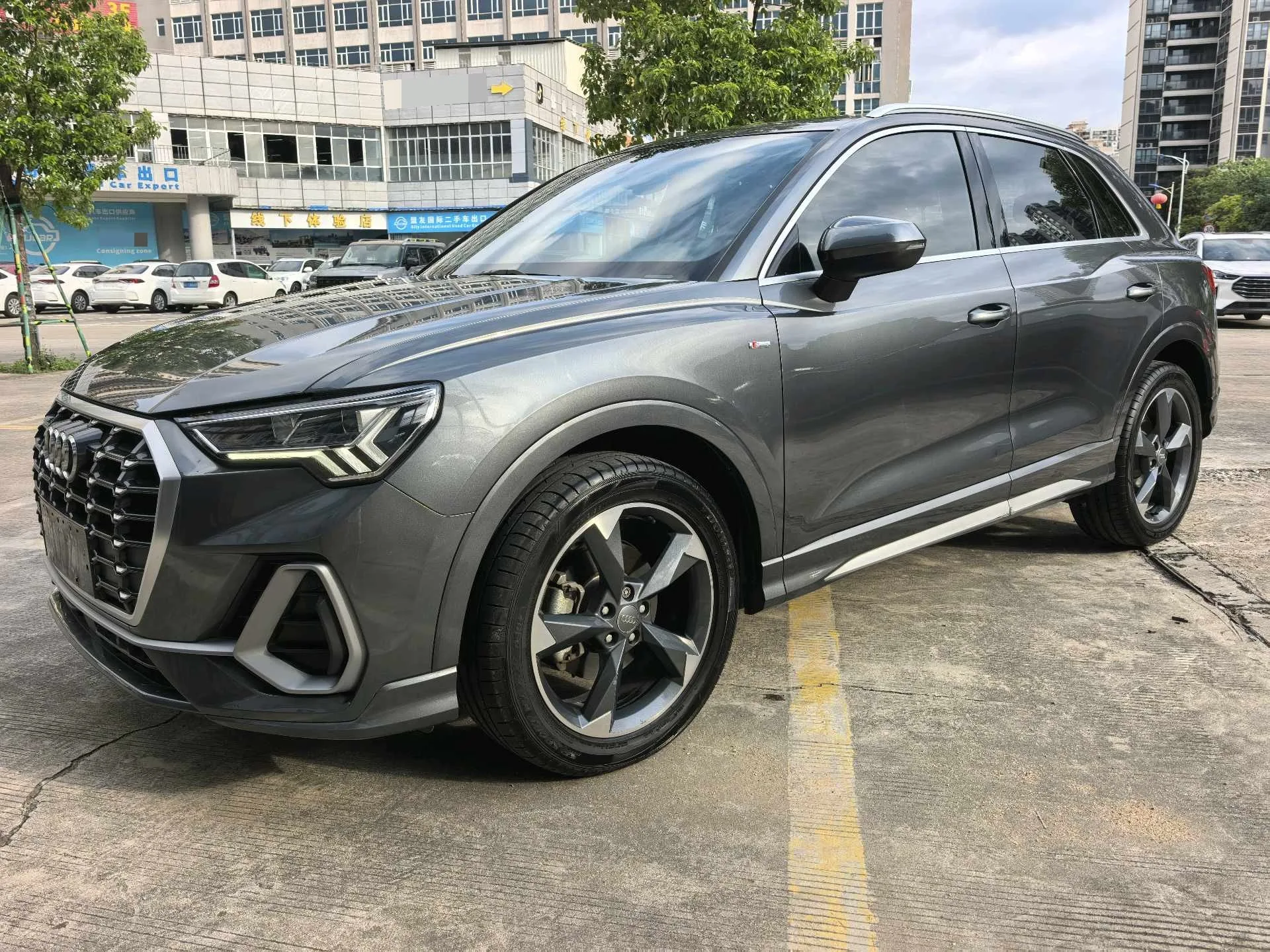Audi Q3 2021 35 TFSI Fashion Dynamic Edition