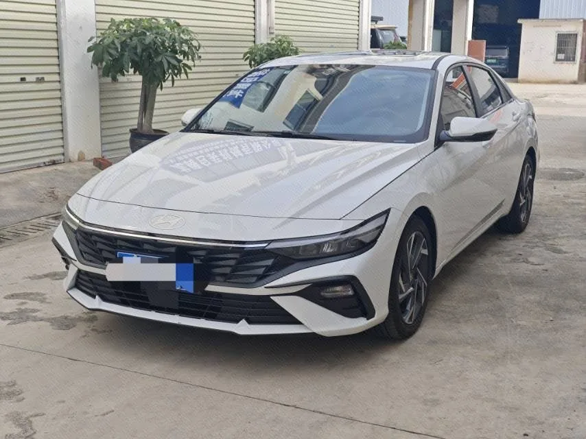 Hyundai Elantra 2023 1.5L CVT GLX Elite Edition