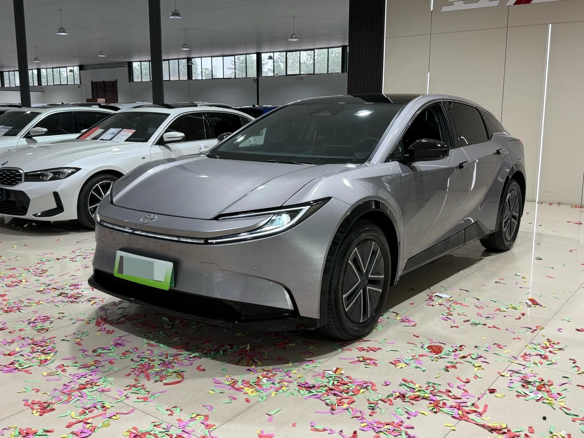 Toyota 2025 bZ5 550 JOY Automatic