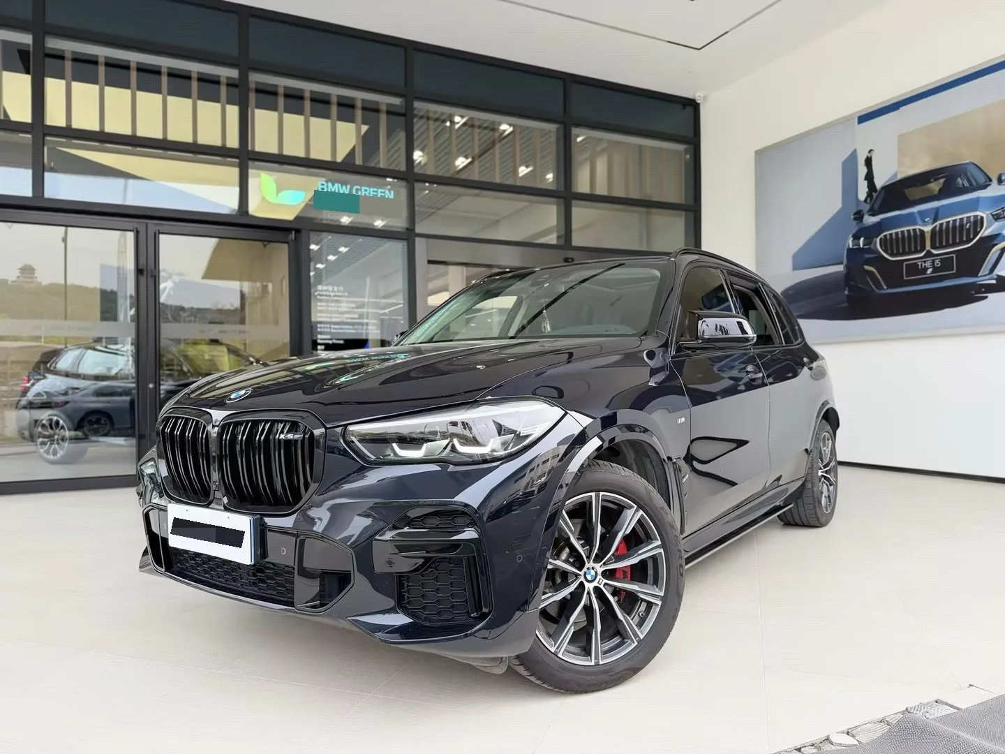BMW X5 2022 xDrive 30Li M Sport Package