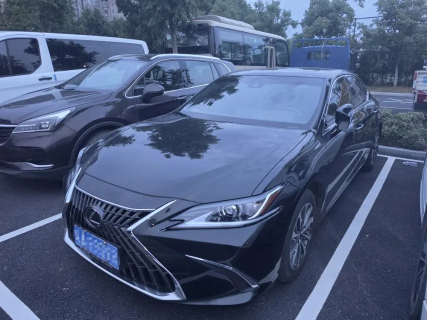 Lexus ES 2022 200 Premium Edition