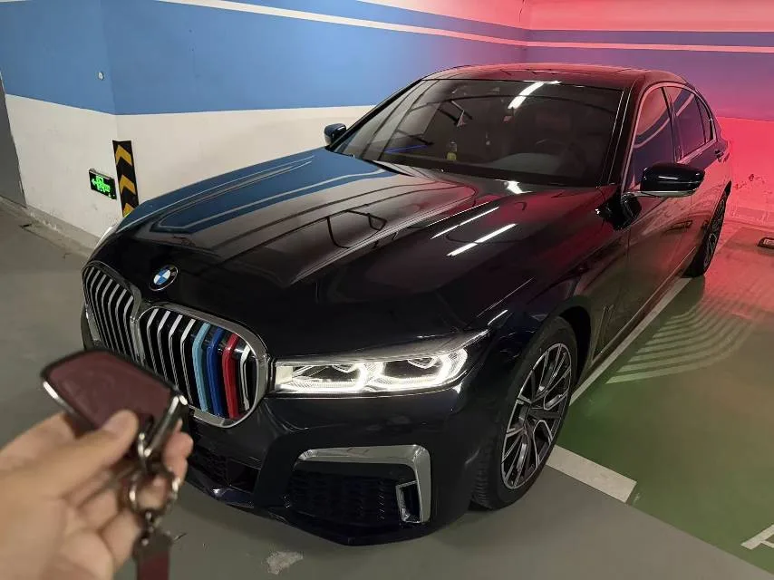 2021 宝马 7 系列 730Li M 运动 包裹