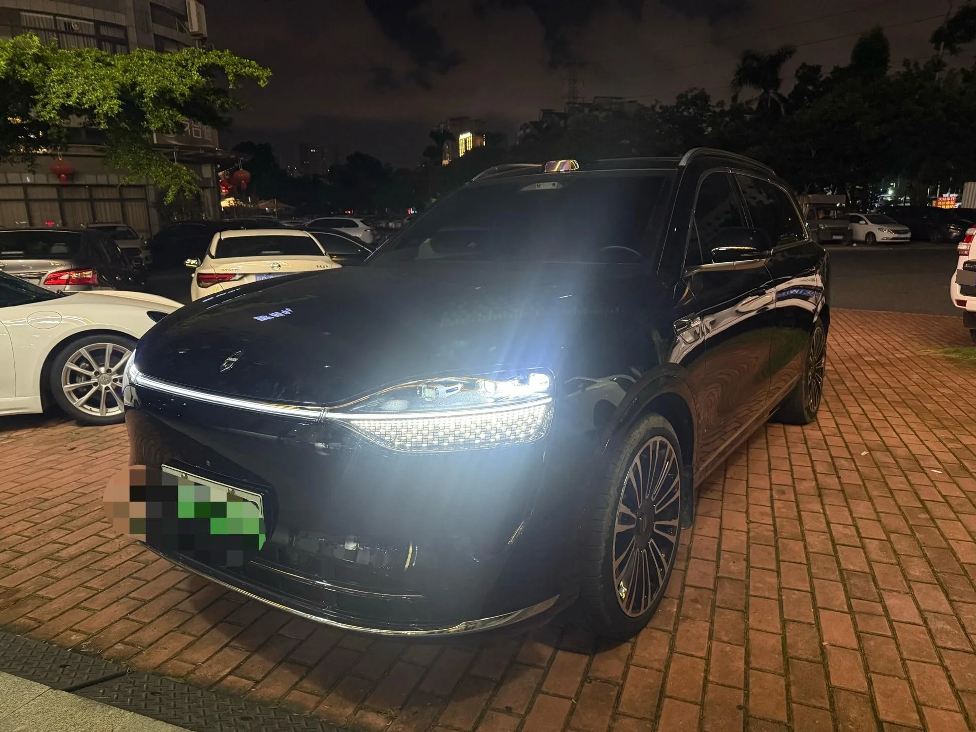 Wenjie M9 2024 Ultra Range Extended Edition 42kWh