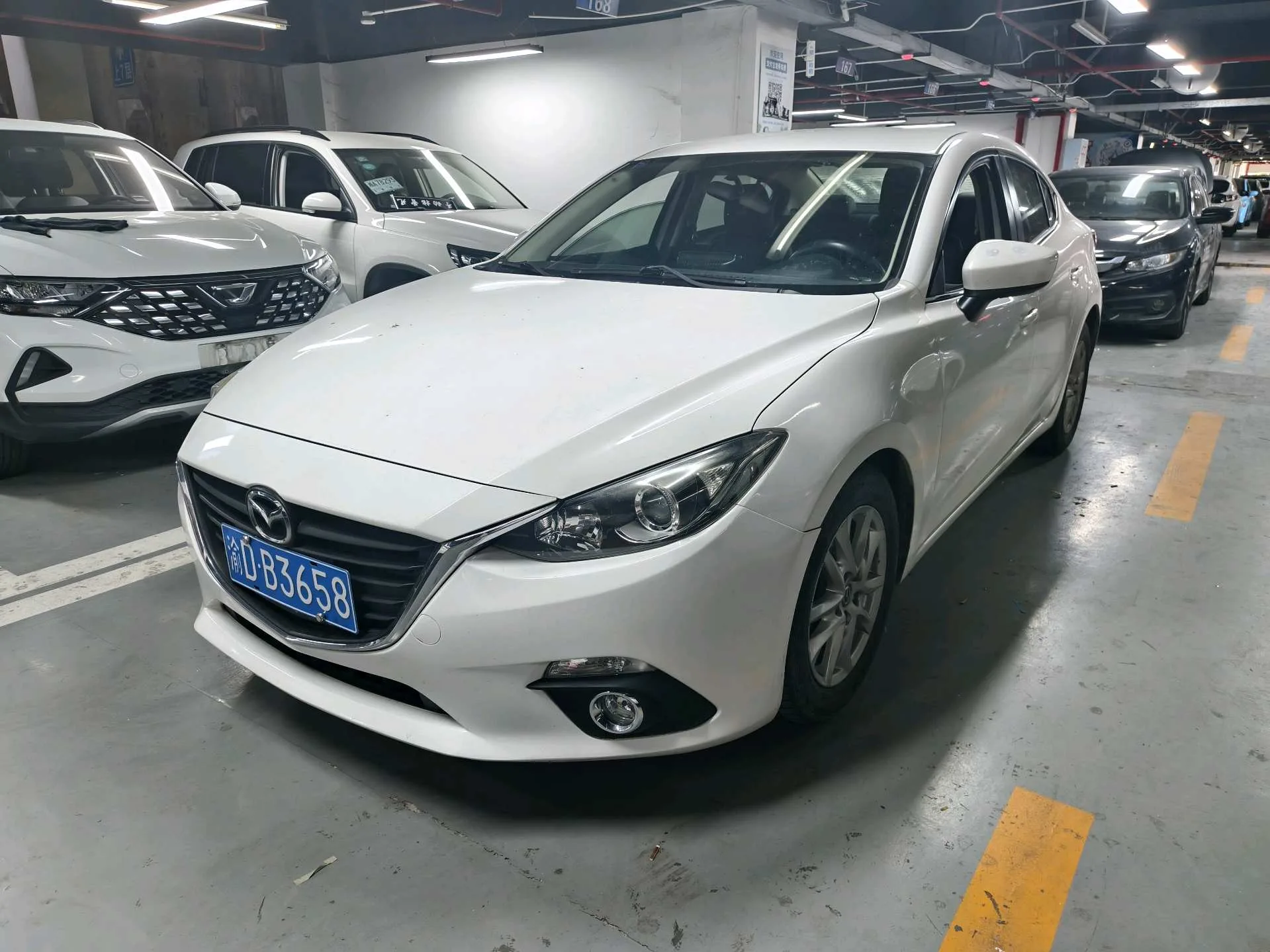Mazda3 Axela 2014 Sedan 1.5L Automatic Comfort