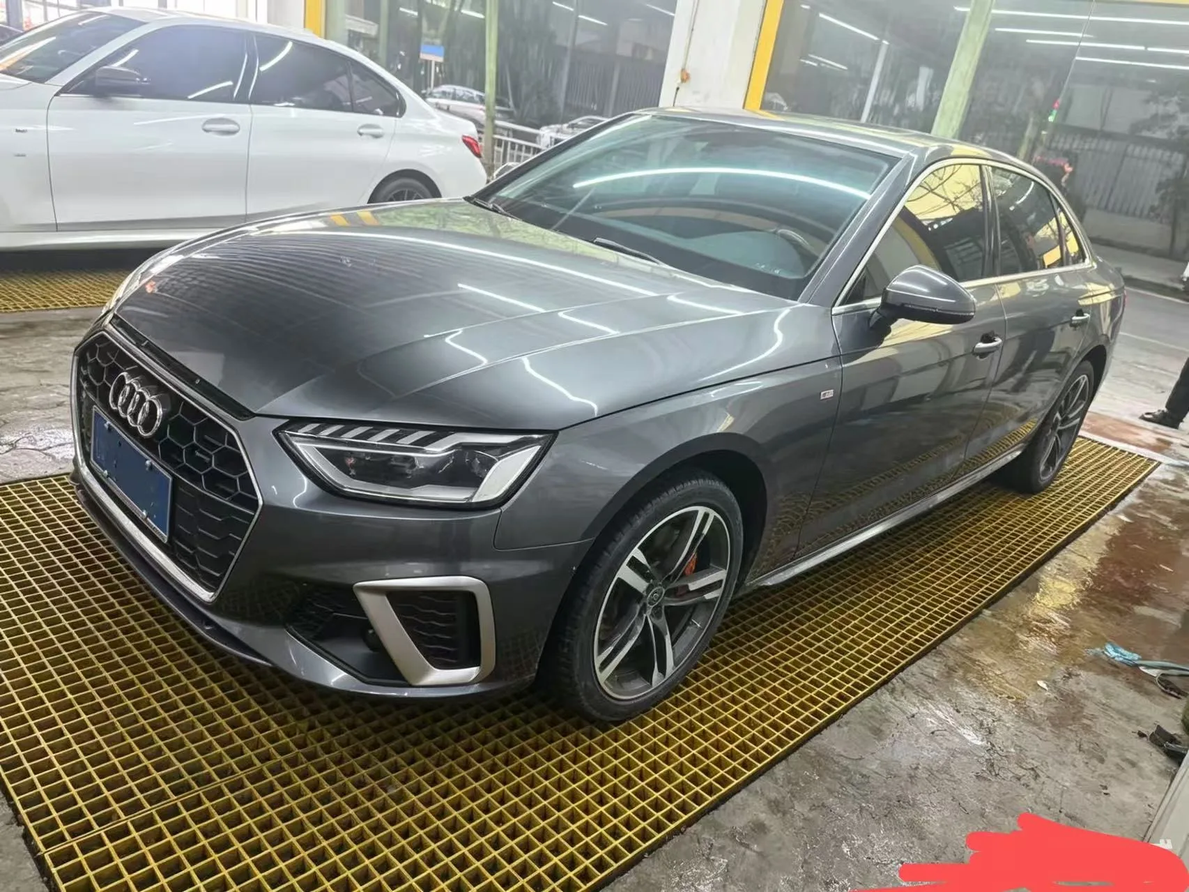 Audi A4L 2023 40 TFSI Fashion Dynamic Edition