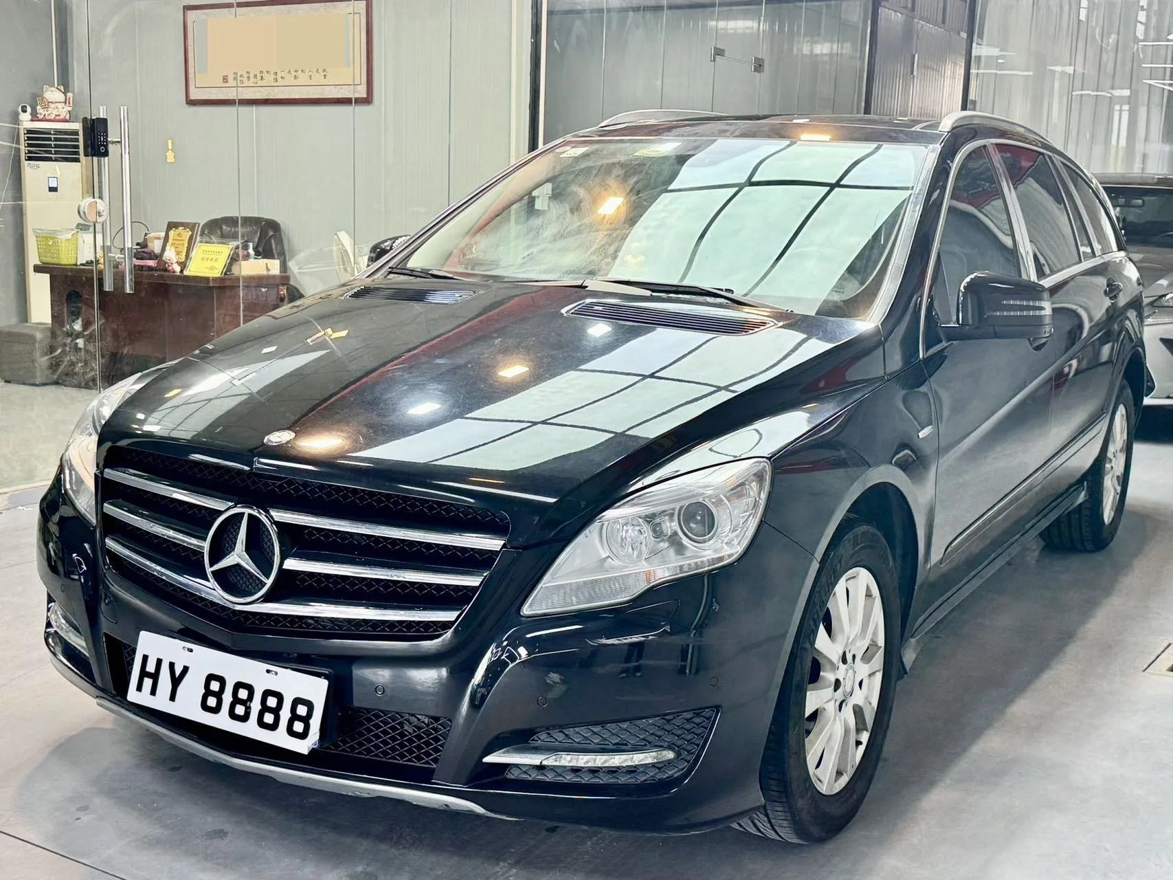 2017 Mercedes-Benz R-Class R 320 4MATIC Business Edition Premium Collection