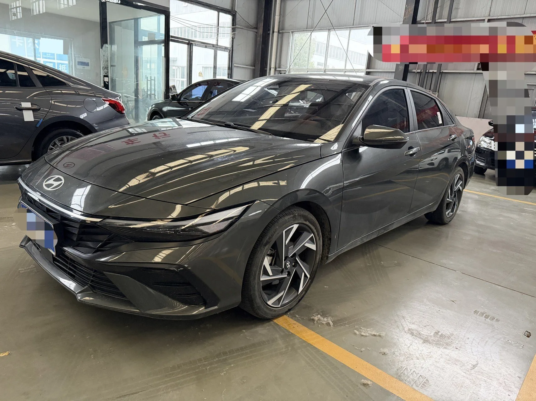 Hyundai Elantra 2023 1.5L CVT LUX Premium Edition
