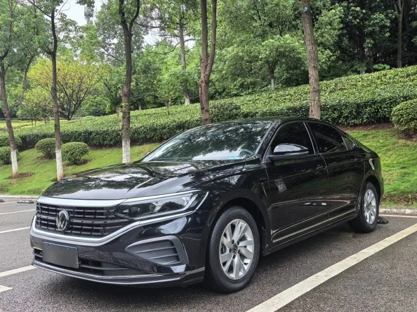 2023 Passat 280TSI Business Edition