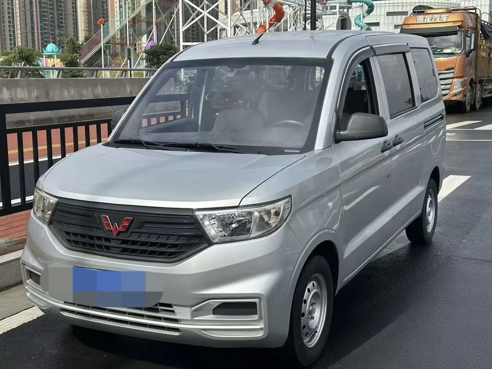Wuling Hongguang 1.5 Practical 5-Seater Manual Transmission (2025 Model)