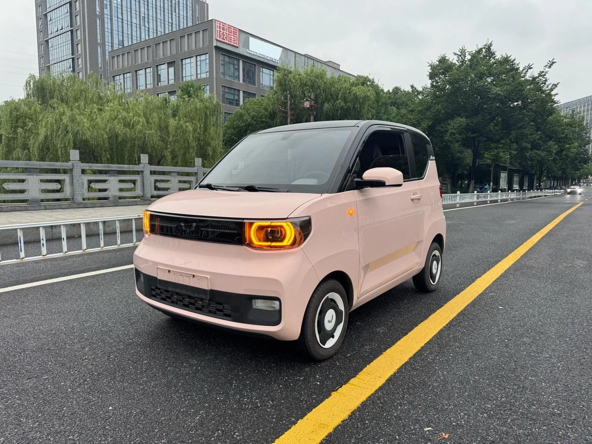 Hongguang MINIEV 2022 Model, "Yuexiang" Edition, Lithium Iron Phosphate
