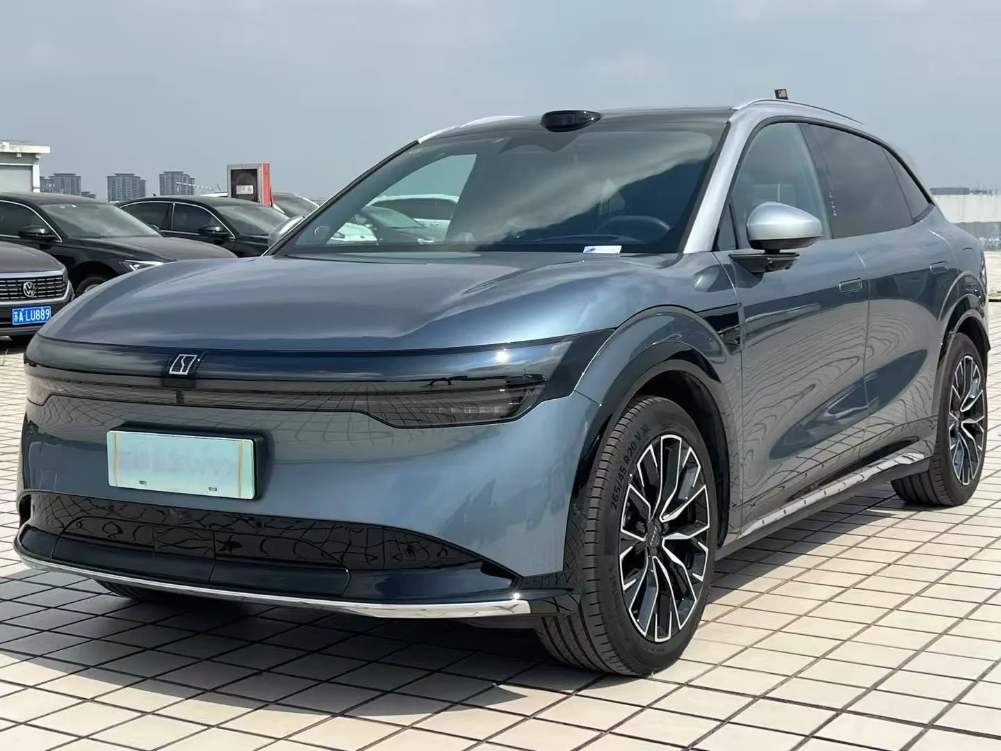 JiKrypton 2025 Model JiKrypton 7X 100kWh Long Range Four-Wheel Drive Intelligent Driving Edition Automatic Transmission