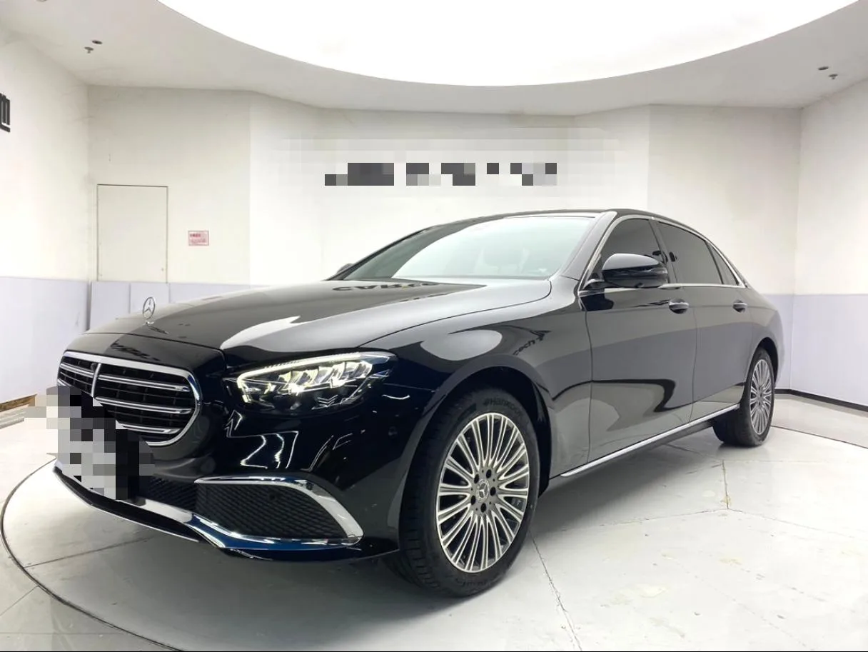 Mercedes-Benz E-Class 2023 E 300 L Fashion Edition