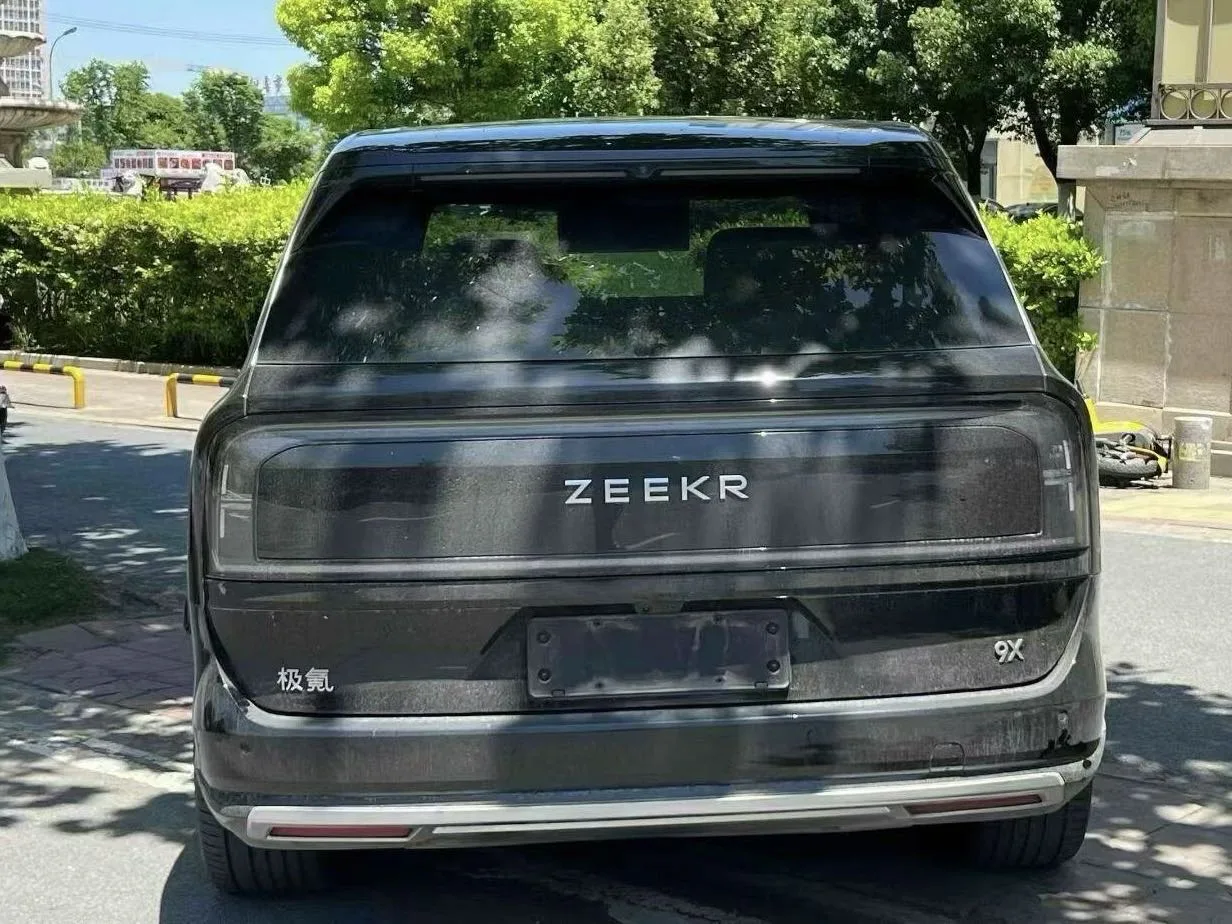 Zeekr 2025 Model Year Zeekr 9X 2.0T Max Edition 55kWh Automatic Transmission