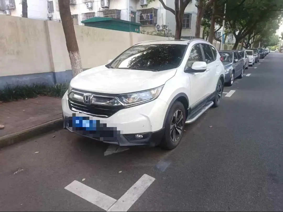 Читать CR-V 2019 240TURBO вариатор 2WD Комфорт Версия (Национальный) В Выбросы «Стандарт»)