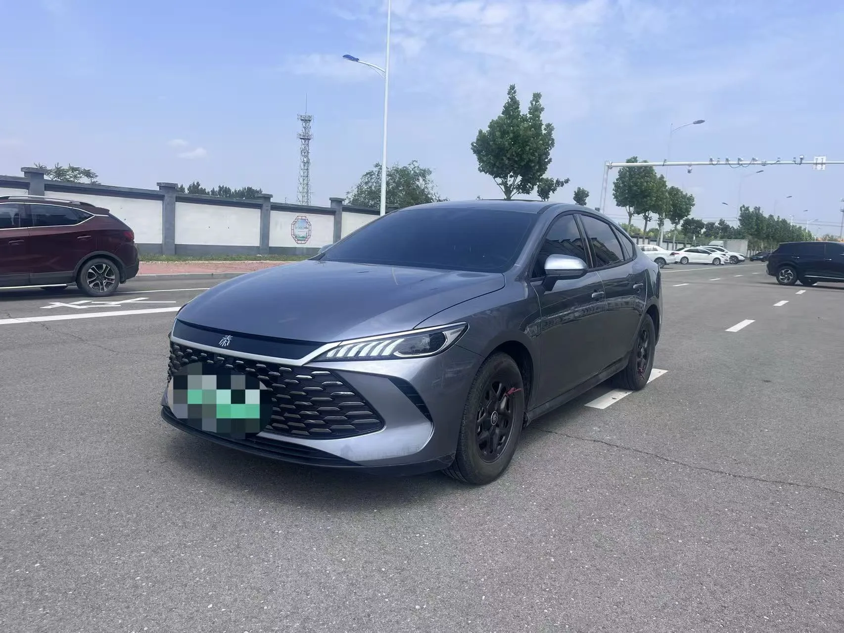 BYD 2025 Qin PLUS DM-i 1.5 CVT Intelligent Driving Edition 55KM Leading Model Automatic