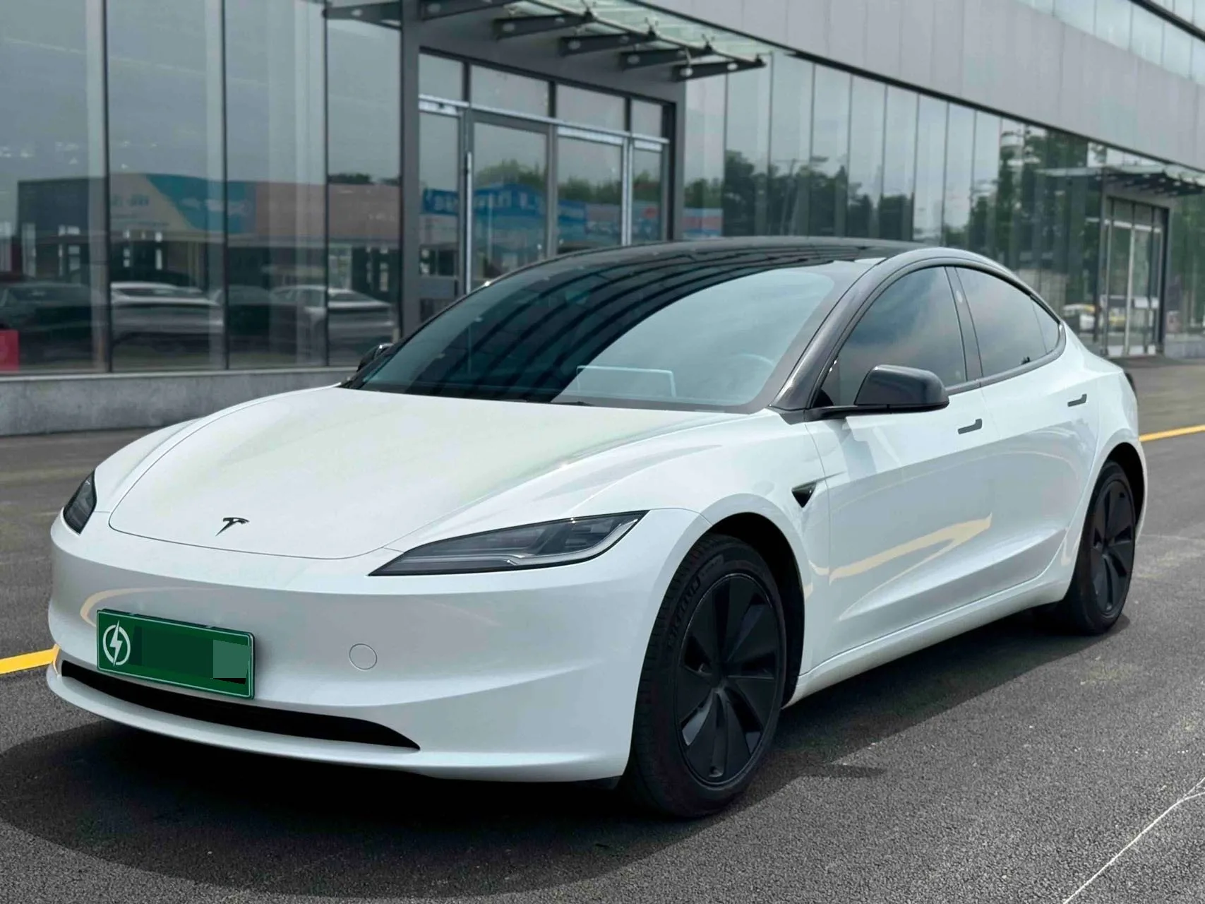 Model 3 2023 Rear-Wheel Drive