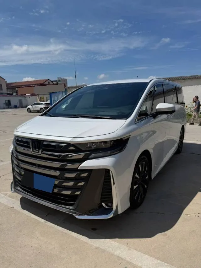 Toyota Vellfire (Imported) 2024 Crown Vellfire 2.5 CVT Supreme Executive Edition Automatic Transmission