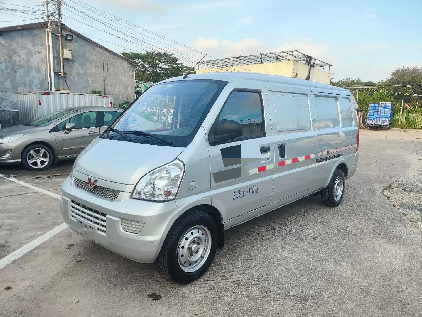 Wuling 2020 Rongguang 1.5 Extended Base Model, Manual Transmission