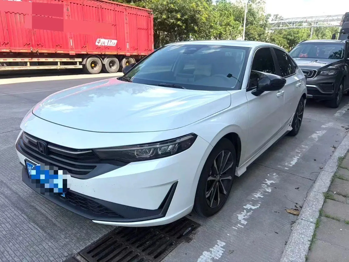 Читать 2025 Стильный 1,5Т вариатор 240TURBO Технологии Версия Автоматический