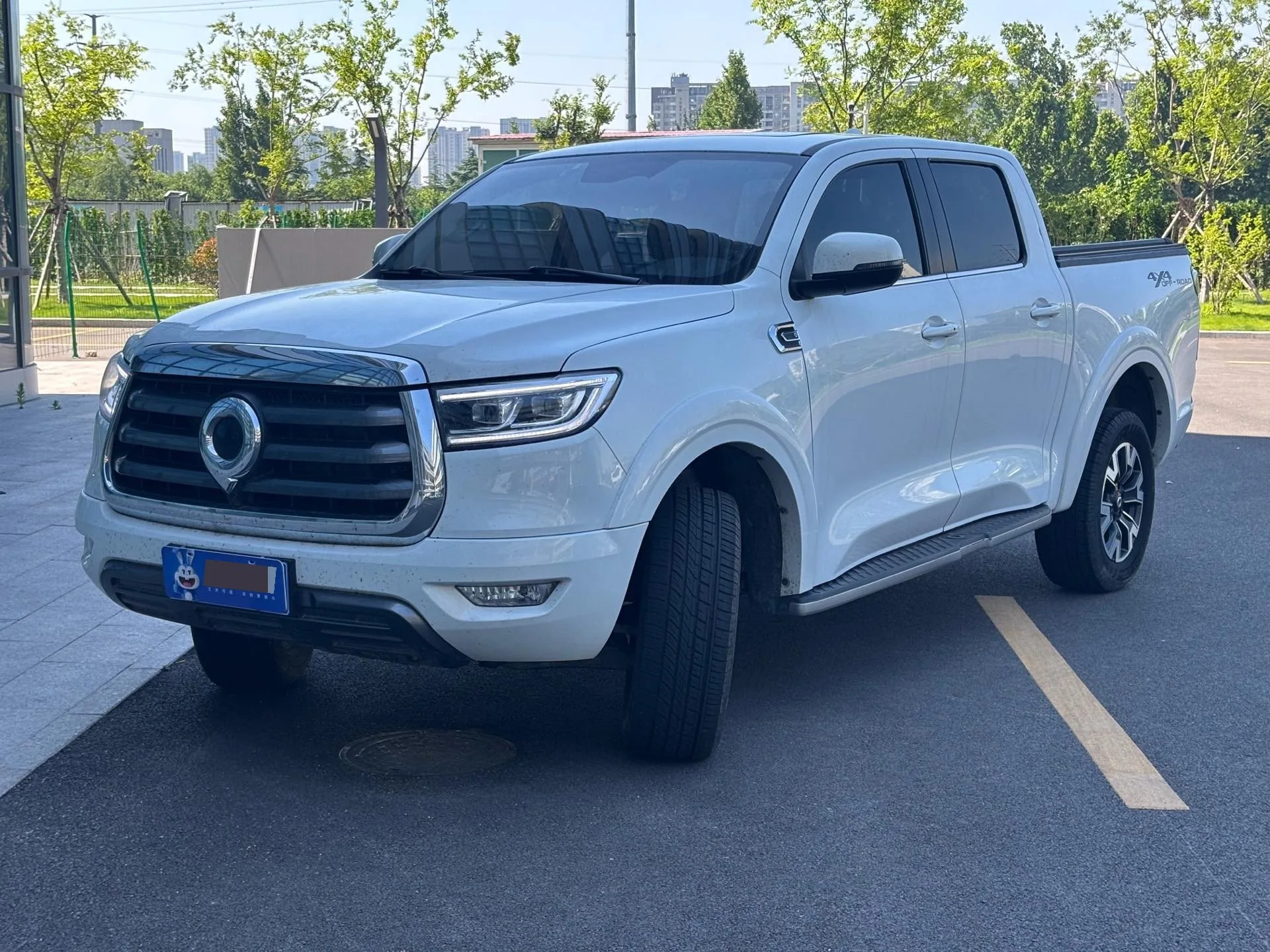 Great Wall 2022 Cannon 2.0T Passenger Global Edition Gasoline 4WD Comfort Standard Box Trailer Version Automatic Transmission
