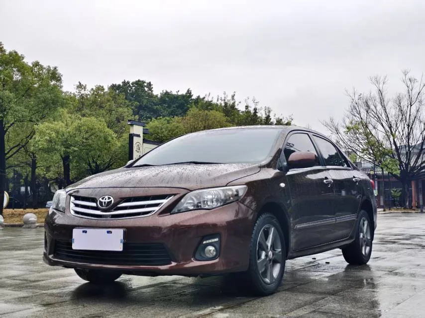 2012 Toyota Corolla Premium Edition 1.8L CVT GL-i