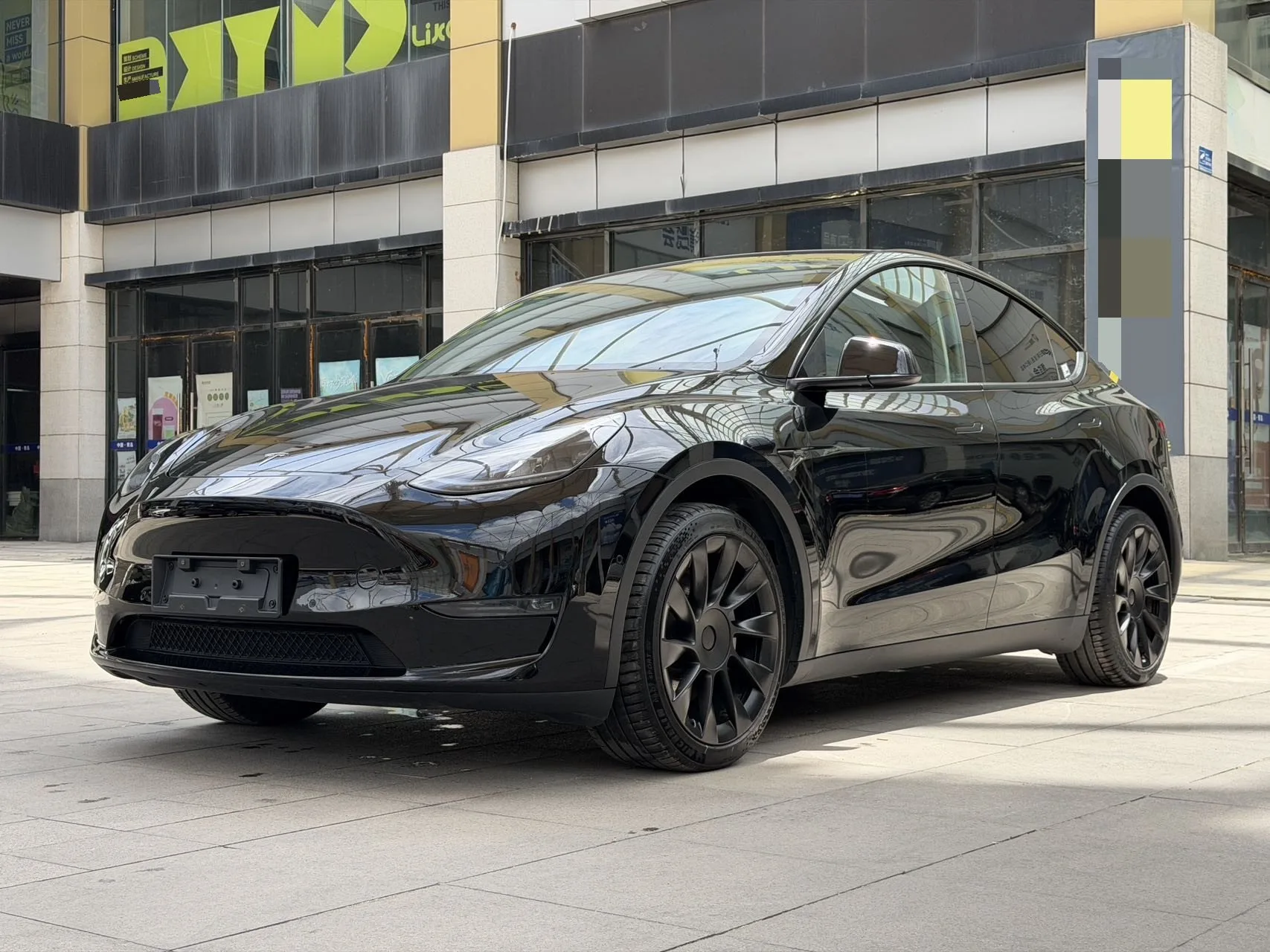 Model Y 2023 Long Range All-Wheel Drive