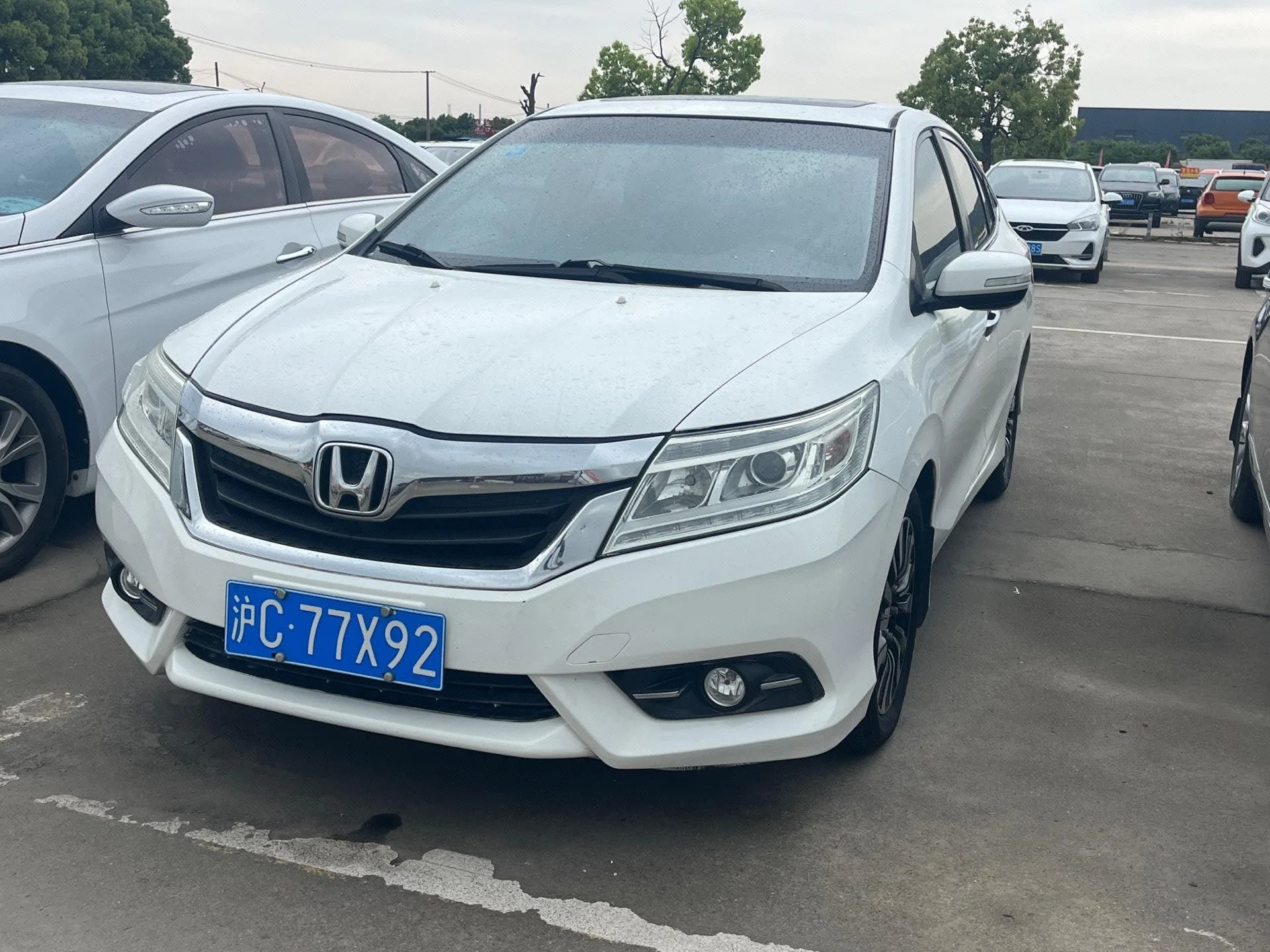 Honda Crider 2013 1.8L Automatic Deluxe Edition