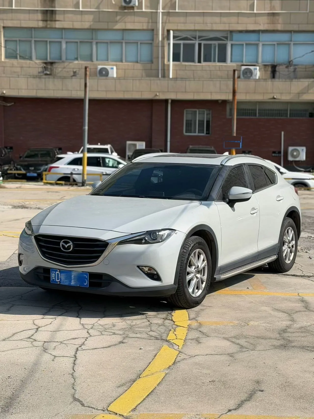 Mazda CX-4 2018 2.0L Automatic 2WD Blue Sky Premium Edition