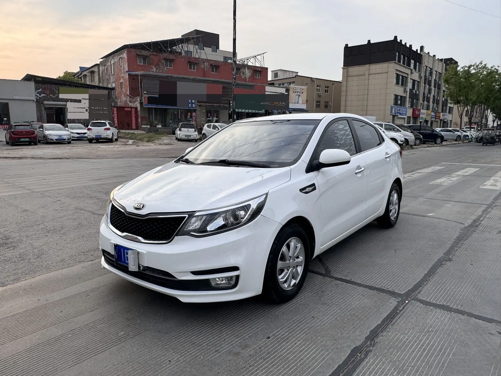 Kia K2 2015 Sedan 1.4L AT TOP