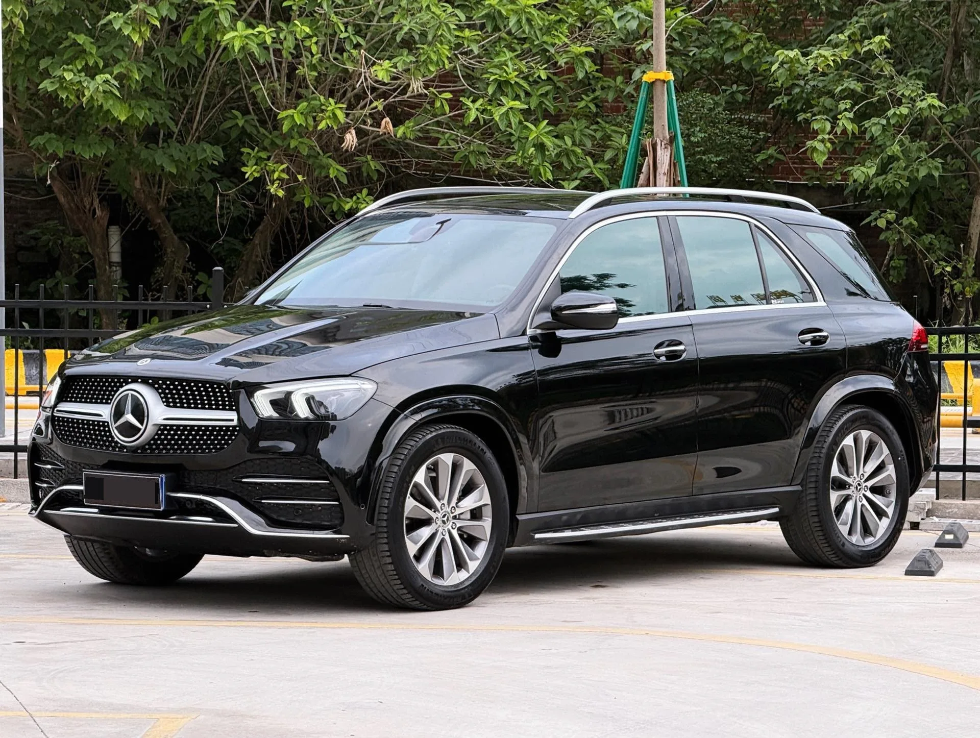 Mercedes-Benz GLE (Imported) 2023 GLE 350 4MATIC 2.0T Fashion Automatic