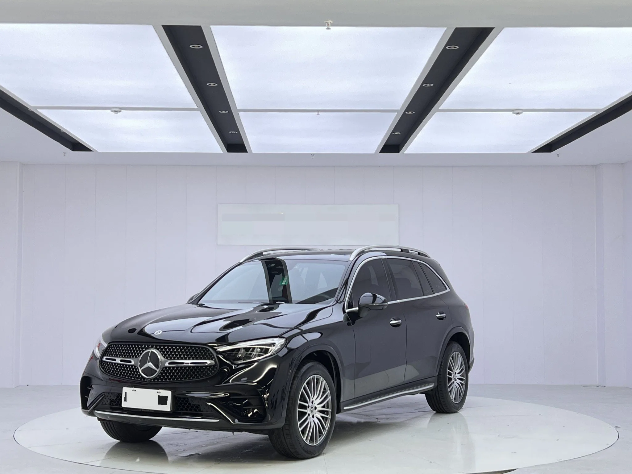 Mercedes-Benz 2024 GLC 300 L 4MATIC 48V 2.0T Dynamic 5-seater Automatic