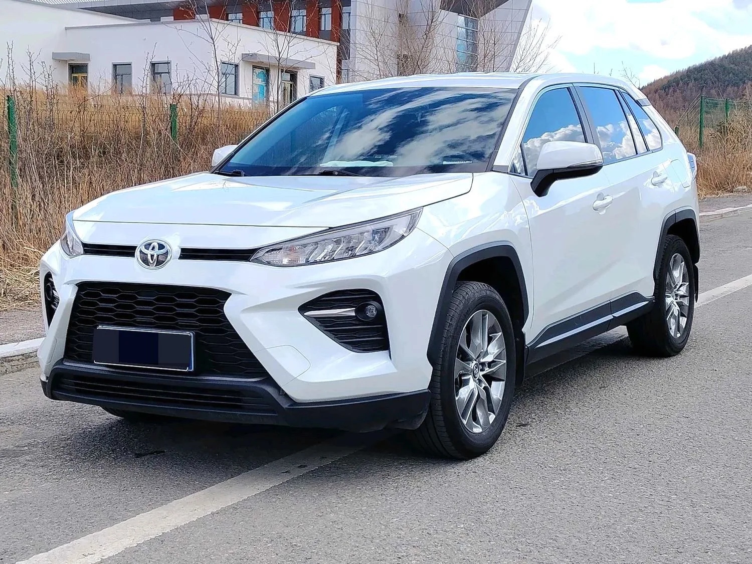 Toyota 2023 Wildlander 2.0 CVT 2WD Urban Edition Automatic